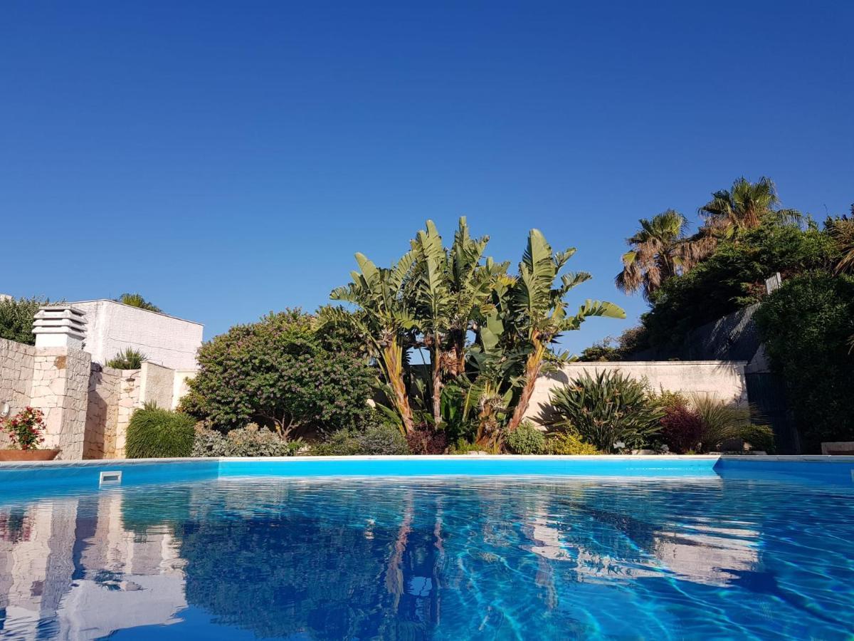 Villa Karmarea Mola di Bari Exteriör bild
