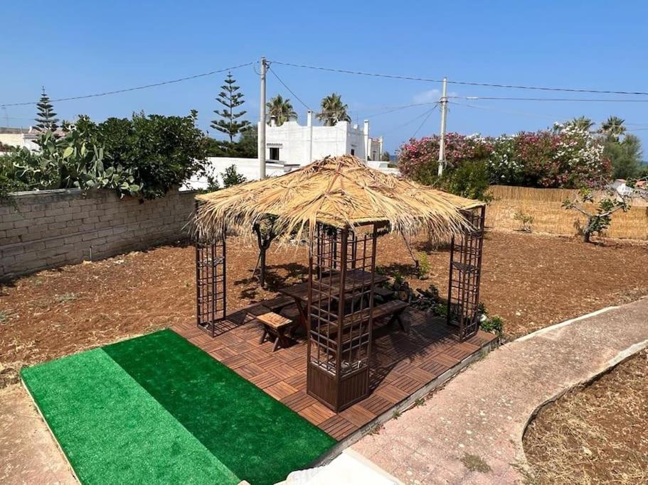 Villa Karmarea Mola di Bari Exteriör bild